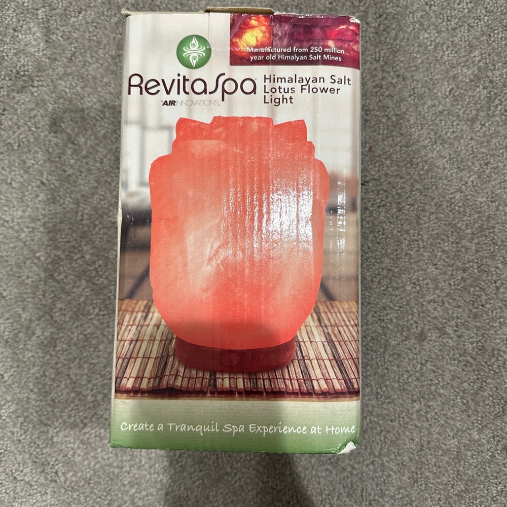 Himalayan sea salt lamp